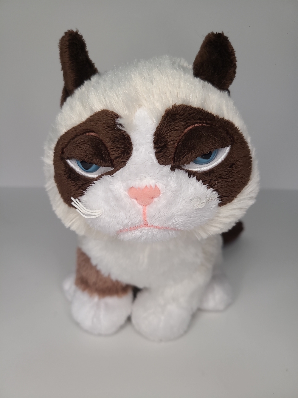 Ganz Grumpy Cat Plush 8" - Picture 8 of 9